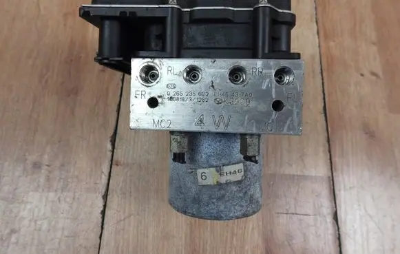 Mazda CX-7 ABS Pump 026523562 2EH46437A0