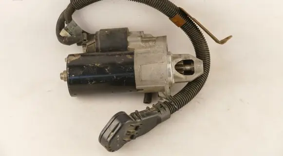 Mercedes-Benz S W220 Starter motor 0001108197