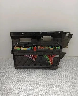 BMW 5 E39 Fuse module 51168159711