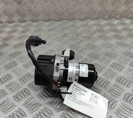 Suzuki SX4 S-Cross Vacuum pump 5180076S0