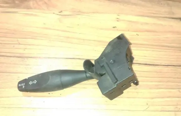 Ford Fiesta Indicator stalk 6s6t13335aa