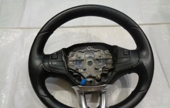 Peugeot 208 Steering wheel