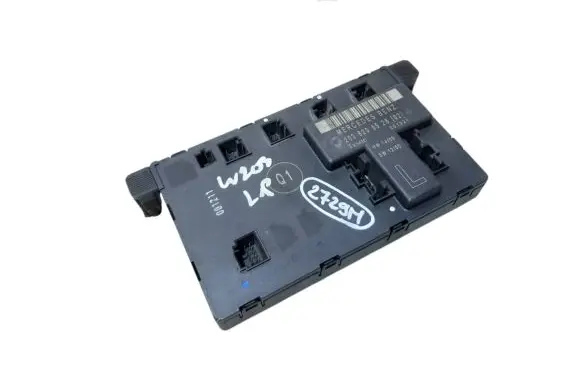 Mercedes-Benz C W203 Door control unit/module 2038205526