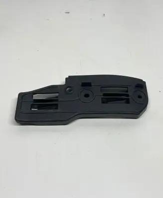Volkswagen PASSAT B5.5 Front bumper mounting bracket 3B0807184E