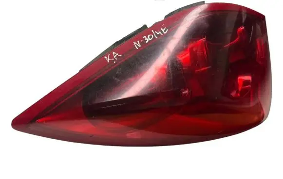 Nissan Primera Rear/tail lights
