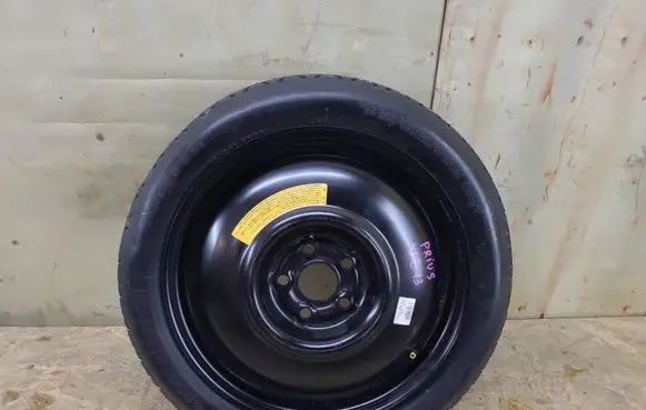 Toyota Prius+ (ZVW40) R16 spare wheel 0704030