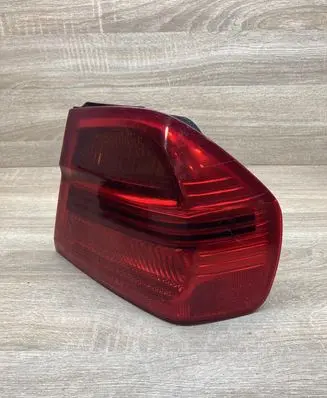 BMW 3 E90 E91 Tailgate rear/tail lights 6937458