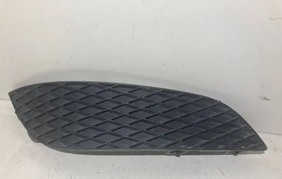 Opel Astra H Front bumper lower grill 13225763 37376875