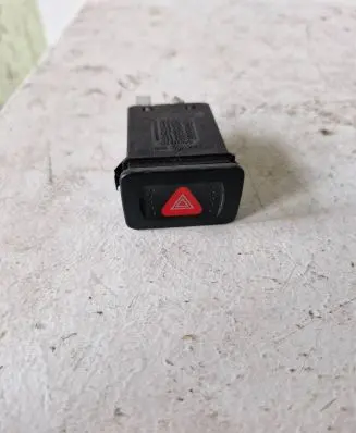Volkswagen Golf IV Hazard light switch 1J0953235A 1J0959621 1J0953235D