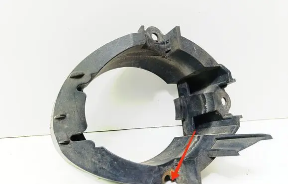 Toyota Avensis T270 Fog light bracket 5212705080