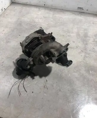 Volkswagen Golf VI Turbo 03L253015T