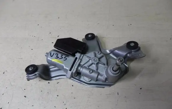 Toyota Avensis T270 Wiper motor 8513005060 V335