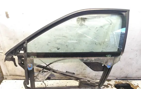 Audi A3 S3 8L Front door coupe window/glass frame 