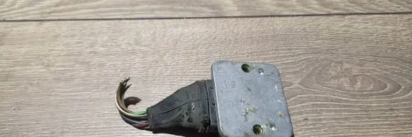 Volkswagen PASSAT B3 Ignition amplifier control unit 191905351c