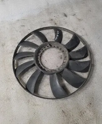 Audi A6 S6 C5 4B Fan impeller 