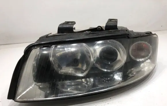 Audi A4 S4 B6 8E 8H Headlight/headlamp