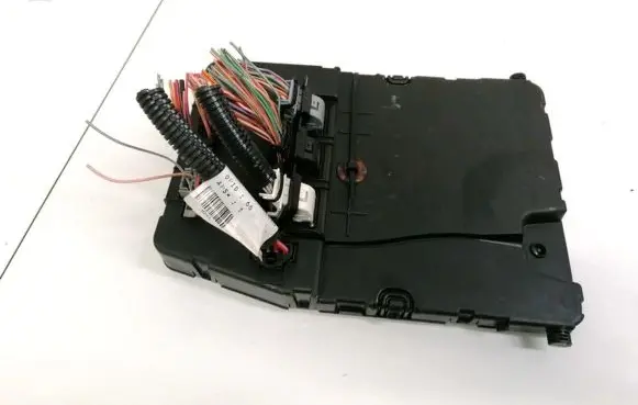 Renault Scenic II - Grand scenic II Comfort/convenience module 8200525385
