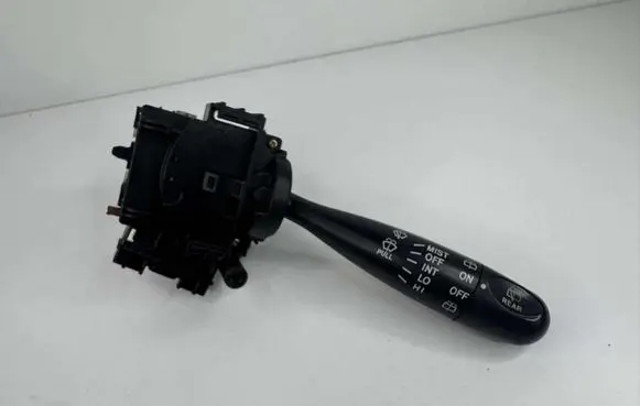 Toyota Yaris Wiper control stalk 173647