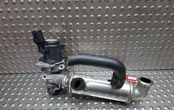 Peugeot 3008 I EGR valve S27624205 9658203780