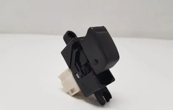 Nissan X-Trail T30 Electric window control switch