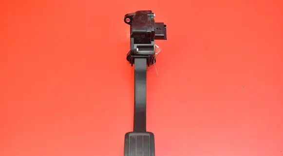 Peugeot 308 Accelerator throttle pedal 86ET34