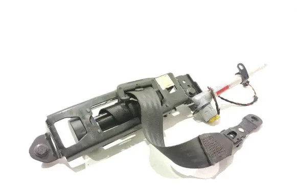Volvo V50 Front seatbelt 6008892