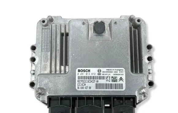 BMW 3 E90 E91 Engine control unit/module 9653958980 0281013872 9664843780