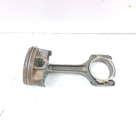 Ford Mustang V Piston with connecting rod 