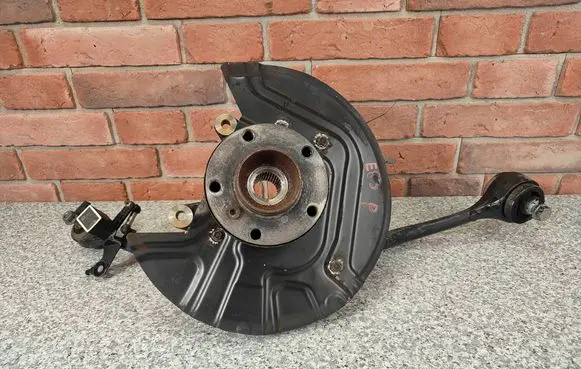 BMW X3 E83 Front wheel hub spindle knuckle 3412020