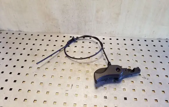 Engine bonnet (hood) release handle