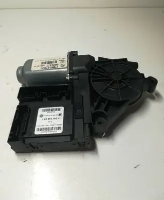Volkswagen Touran I Front door window regulator motor 1K0959792K 05075720 20170607011002