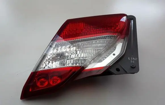 Infiniti M Y51 Tailgate rear/tail lights 265401ME5A