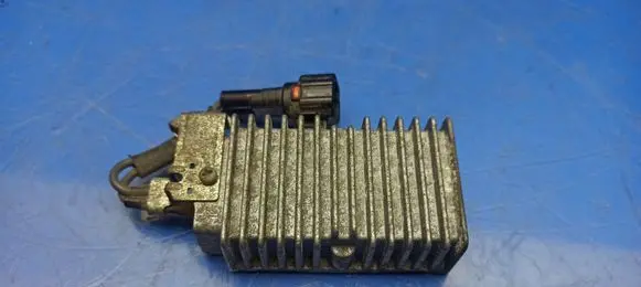 Lexus SC 430 Fuel pump relay 2308050110 1961700460
