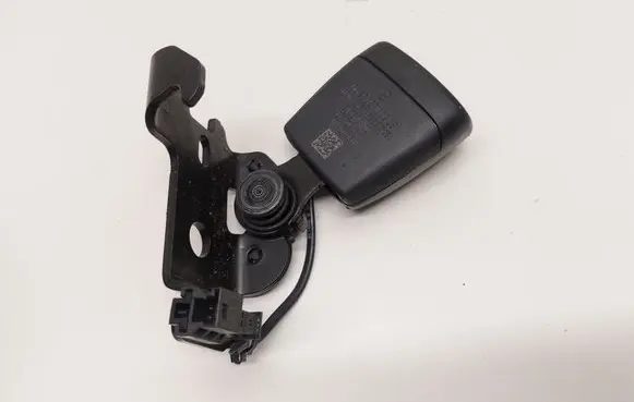Mercedes-Benz C W206 Rear seatbelt buckle A20686057009051 A2068605700