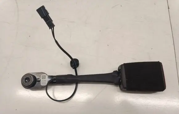 Opel Astra K Front seatbelt 39016994