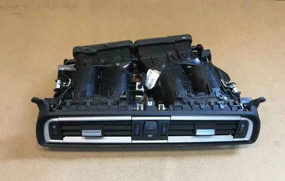 BMW 7 F01 F02 F03 F04 Dashboard air vent grill cover trim 9115859