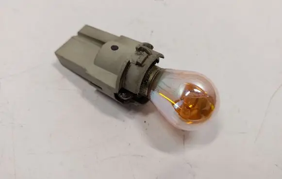 BMW 3 E36 Tail light bulb cover holder 2489804 63132489804