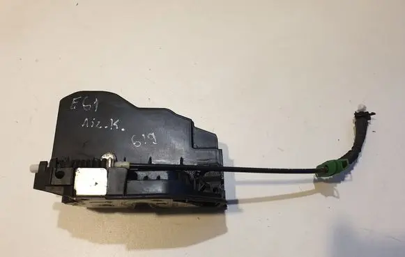 BMW 5 E60 E61 Rear door lock 7167069