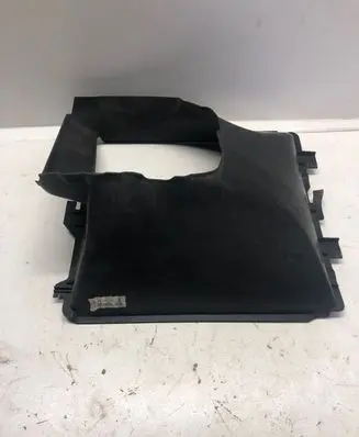 Porsche Macan (95B) Air intake duct part 95B117335