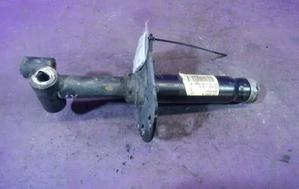 Front bumper foam support bar