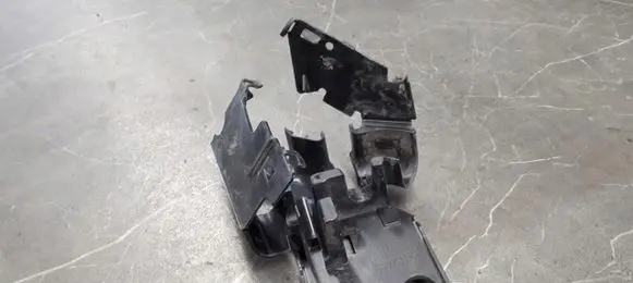 Peugeot 307 Battery bracket 9653310780