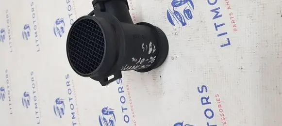 BMW 7 E38 Mass air flow meter 1736224