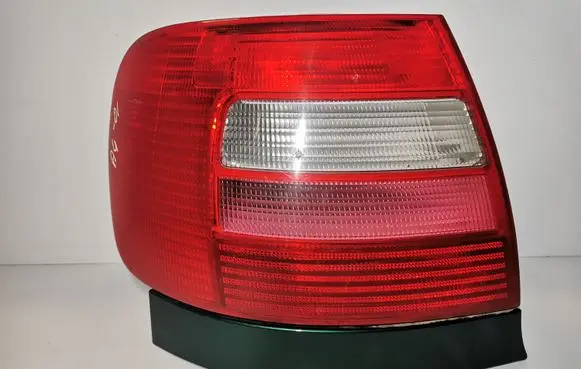 Audi A4 S4 B5 8D Rear/tail lights 991114