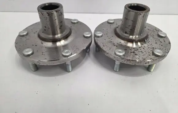 Ford Escort Front wheel hub spindle knuckle AB31-1106-BF