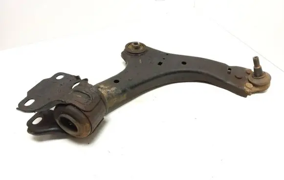 Front lower control arm/wishbone