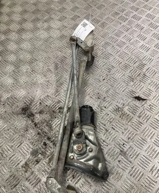 Subaru Impreza II Front wiper linkage and motor