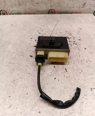Citroen C5 Glow plug pre-heat relay 9652021180 018010951 00259597