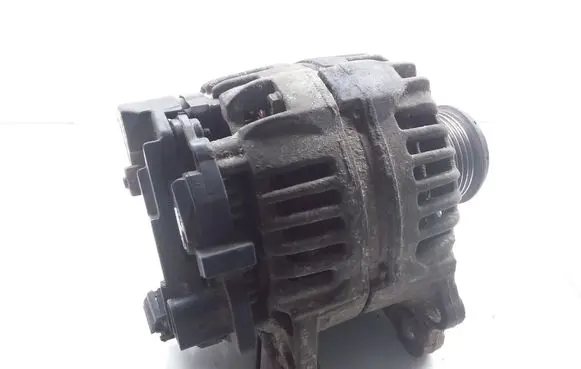 Volkswagen Sharan Generator/alternator 038903023L 0124325001