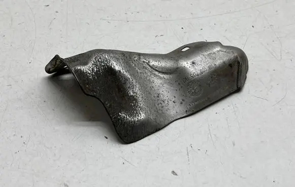 Peugeot Traveller Heat shield in engine bay 9801570580