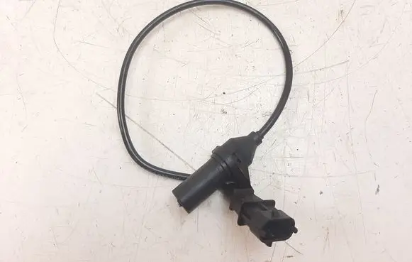 Toyota Avensis T250 Crankshaft position sensor 3918027400 9660930401